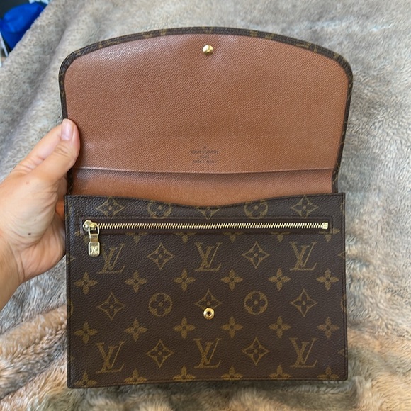 ❤️SOLD❤️ Authentic Louis Vuitton Rabat 23 Clutch in Monogram - Picture 8 of 16